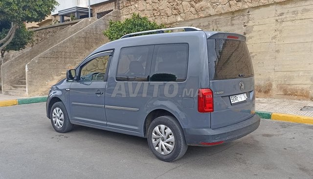 Volkswagen Caddy occasion Diesel Modèle 2019