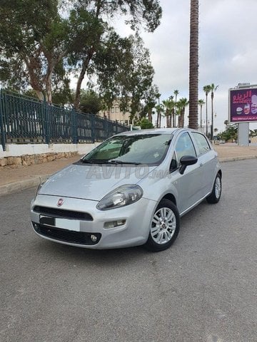 Fiat GRANDE PUNTO occasion Diesel Modèle 2017