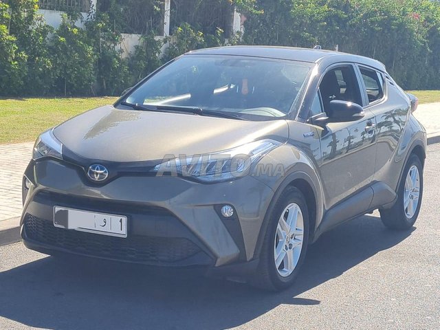 Toyota C-HR occasion Hybride Modèle 2021