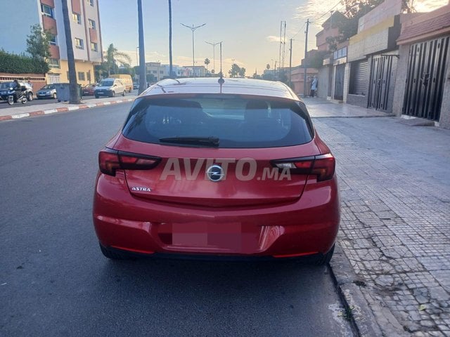 Opel Astra occasion Diesel Modèle 2021