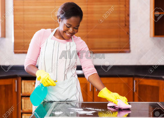 Femme de ménage africain et marocaine polyvalente