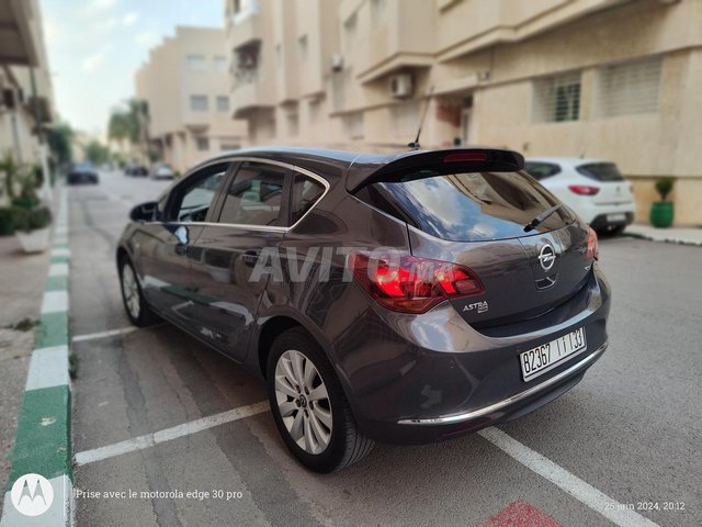 Opel Astra occasion Diesel Modèle 2015