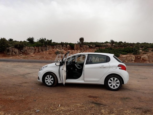 2015 Peugeot 208