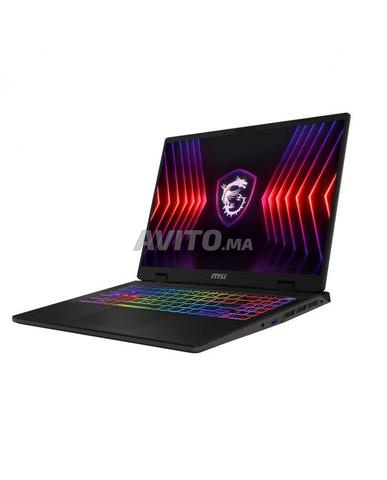MSI xWORD 16 HX B14VFKG i7-14700HX / Bluetooth 5.3