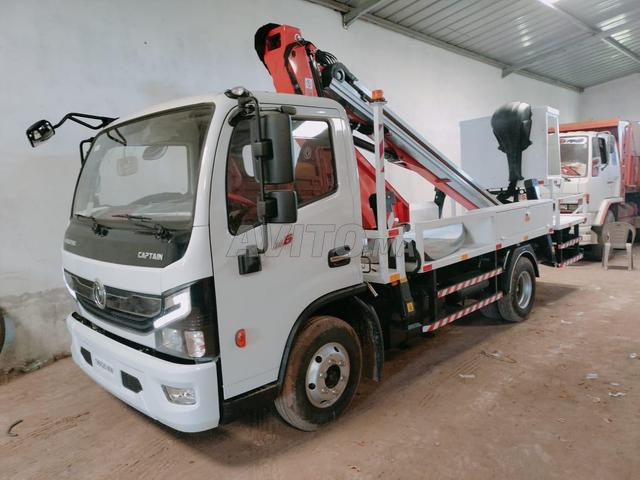 Location de camions Nacelle de 16 m à 24 m