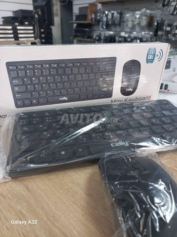 Celly Mini Clavier et Souris sans fil en Noir