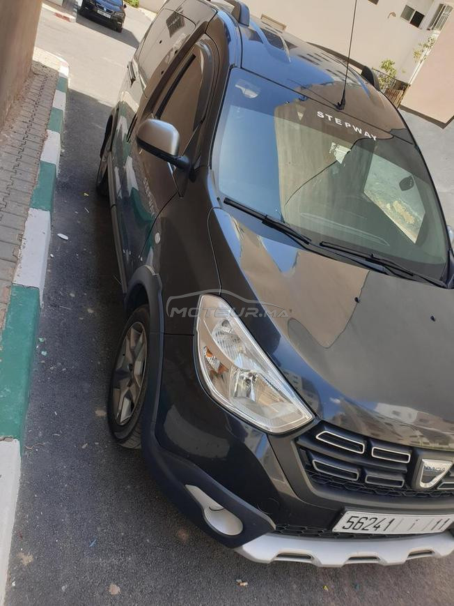 دوكر ستايب واي