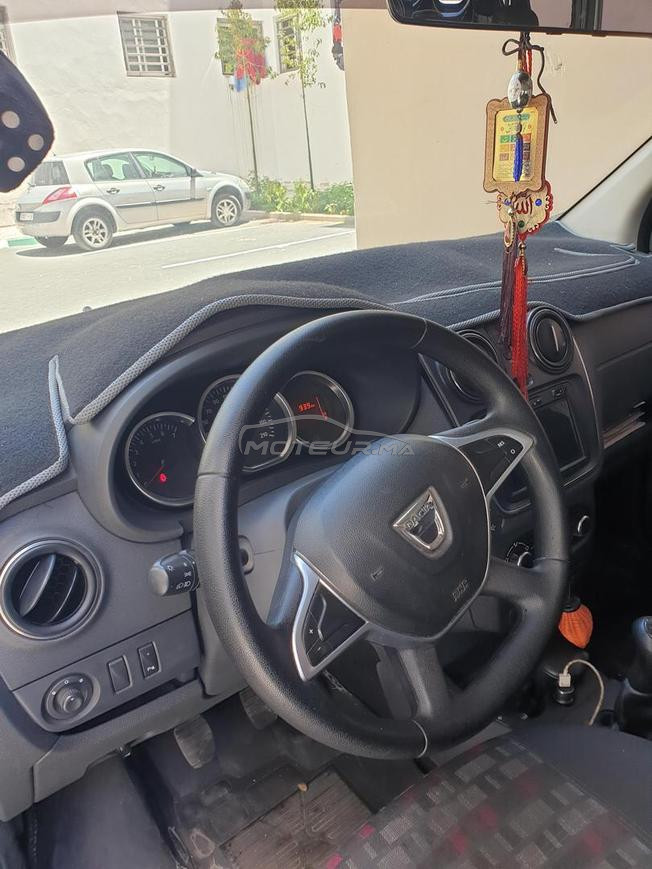 دوكر ستايب واي