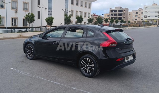 2016 Volvo V40