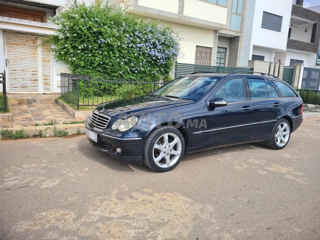 Mercedes-Benz Classe C occasion Diesel Modèle 2004