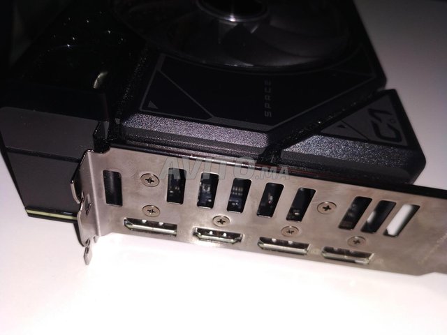 RTX 4070 ASUS 12 GB VRAM