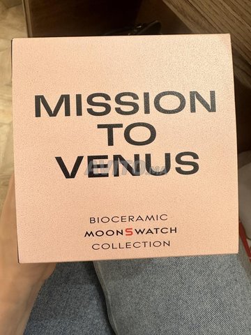 Montre swatch omega collection moons swatch