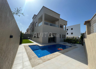 Villa  avec Piscine Privée