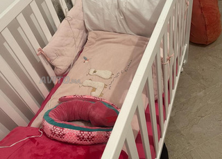 Lit à barreaux  premamn avec matelas 