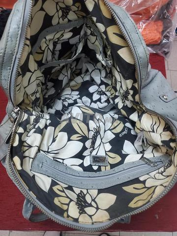 حقيبة Guess جلد - 2