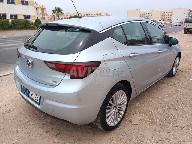 Opel Astra occasion Diesel Modèle 2018