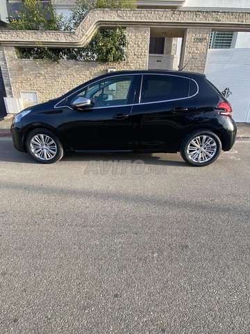 Peugeot 208 occasion Diesel Modèle 2019