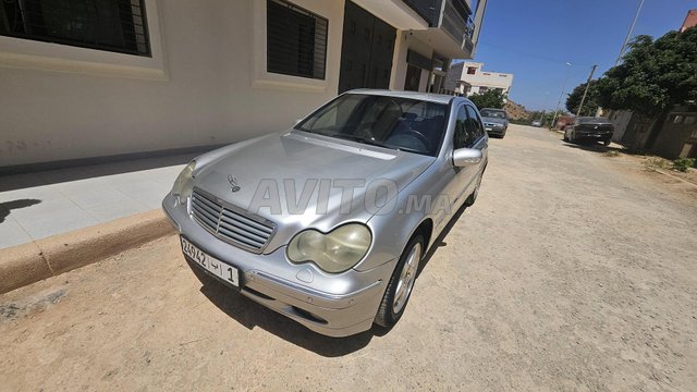 Mercedes-Benz Classe C occasion Diesel Modèle 2001