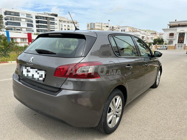 Peugeot 308 occasion Diesel Modèle 2017