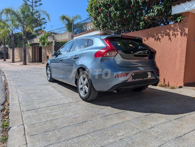 Volvo V40 occasion Diesel Modèle 2013