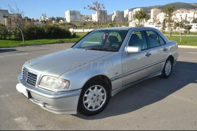 Mercedes-Benz Classe C occasion Diesel Modèle 1999