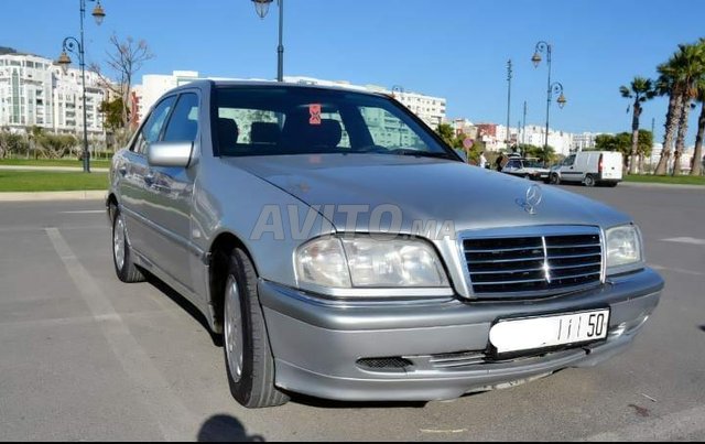 Mercedes-Benz Classe C occasion Diesel Modèle 1999