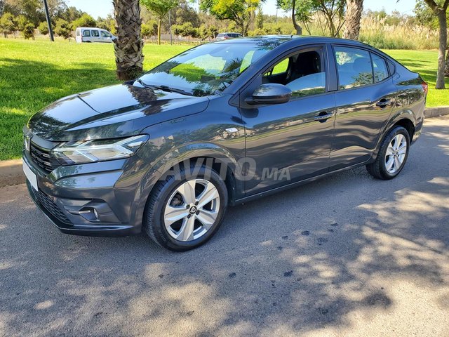 Dacia Logan Essence Automatique 2022 à Rabat
