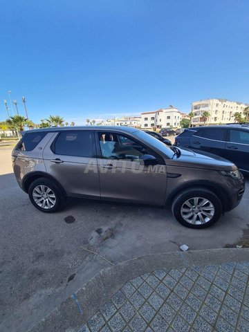 Land Rover Discovery occasion Diesel Modèle 2015