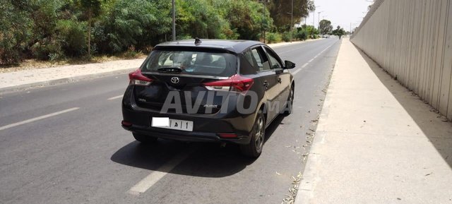 Toyota Auris occasion Diesel Modèle 2017