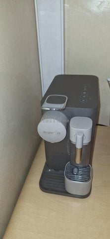 machine Nespresso Latissima a saisir