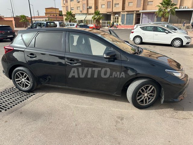 Toyota Auris occasion Diesel Modèle 2016