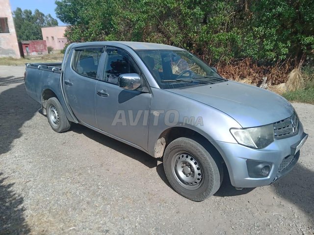 Mitsubishi L200 occasion Diesel Modèle 2015