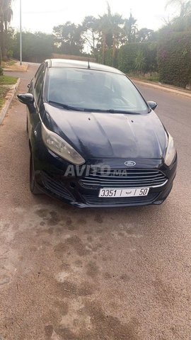 Ford Fiesta occasion Essence Modèle 2015