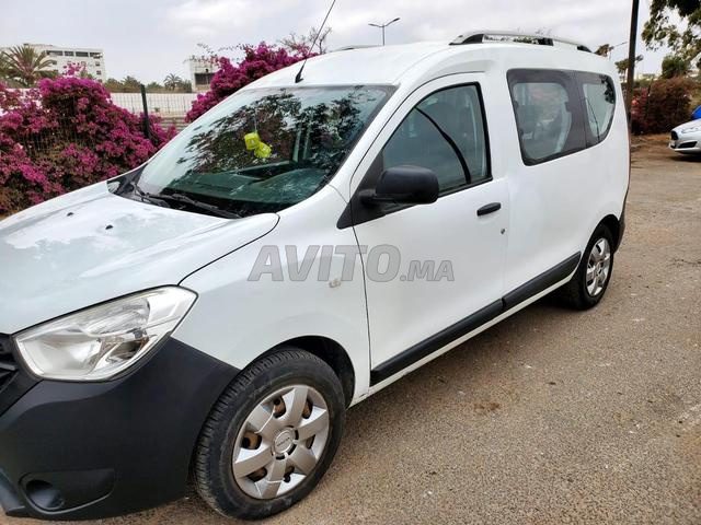 Dacia Dokker Diesel Manuelle 2018 à Casablanca - 2