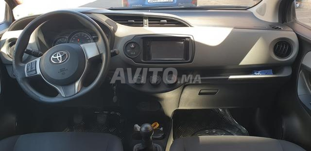 Toyota Yaris Essence Manuelle 2017 à Casablanca - 2