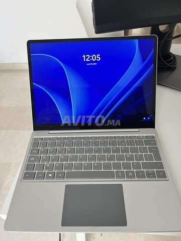 Microsoft Surface Laptop Go 2 12.4"  tactile