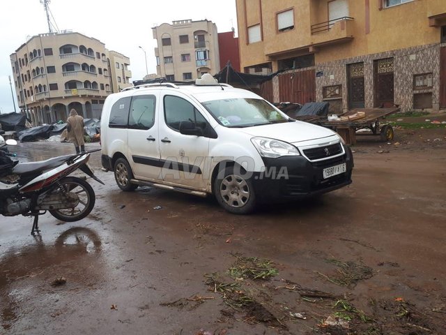 Peugeot Partner occasion Diesel Modèle 2018