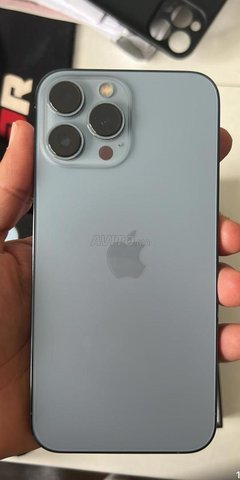 iPhone 13 Pro Max  tres bon etat