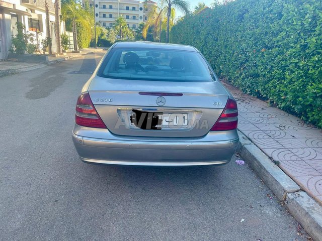 Mercedes-Benz Classe E occasion Diesel Modèle 2004