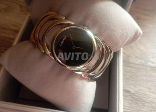 ساعة نسائيةcalvinclein