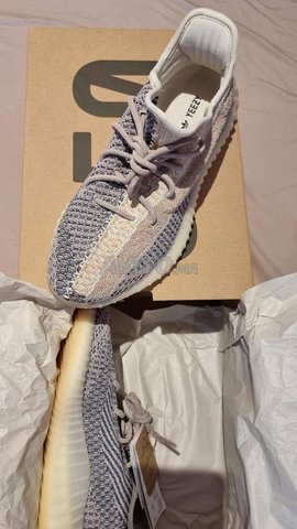 YEEZY BOOST 350 V2 Ash Pearl size 45 1/3