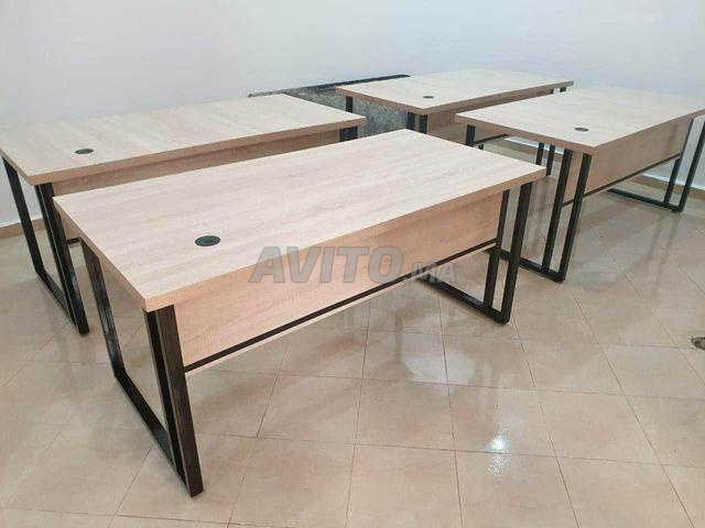 des bureau en bois et semi métallique - 2