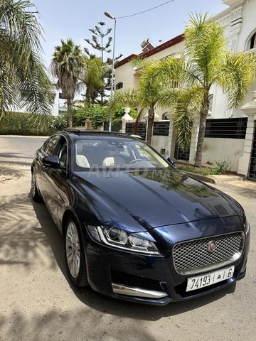 Jaguar XF occasion Diesel Modèle 2017