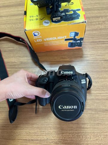 Camera canon EOS 4000D-Lens 18-55mm