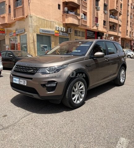 Voiture Land Rover Discovery 2018 à Marrakech  Diesel  - 8 chevaux