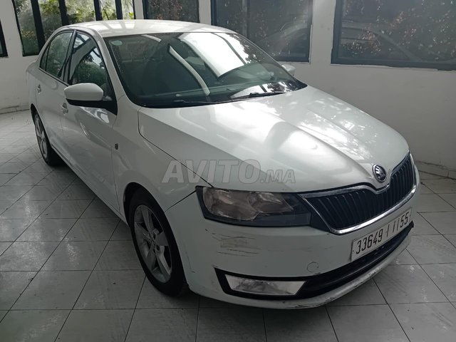 Skoda RAPID occasion Diesel Modèle 2013