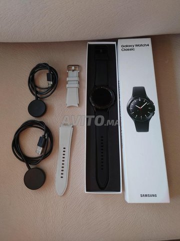 SAMSUNG galaxy watch 4 classic 