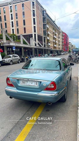 Jaguar XJ 8 Essence Automatique 2003 à Casablanca