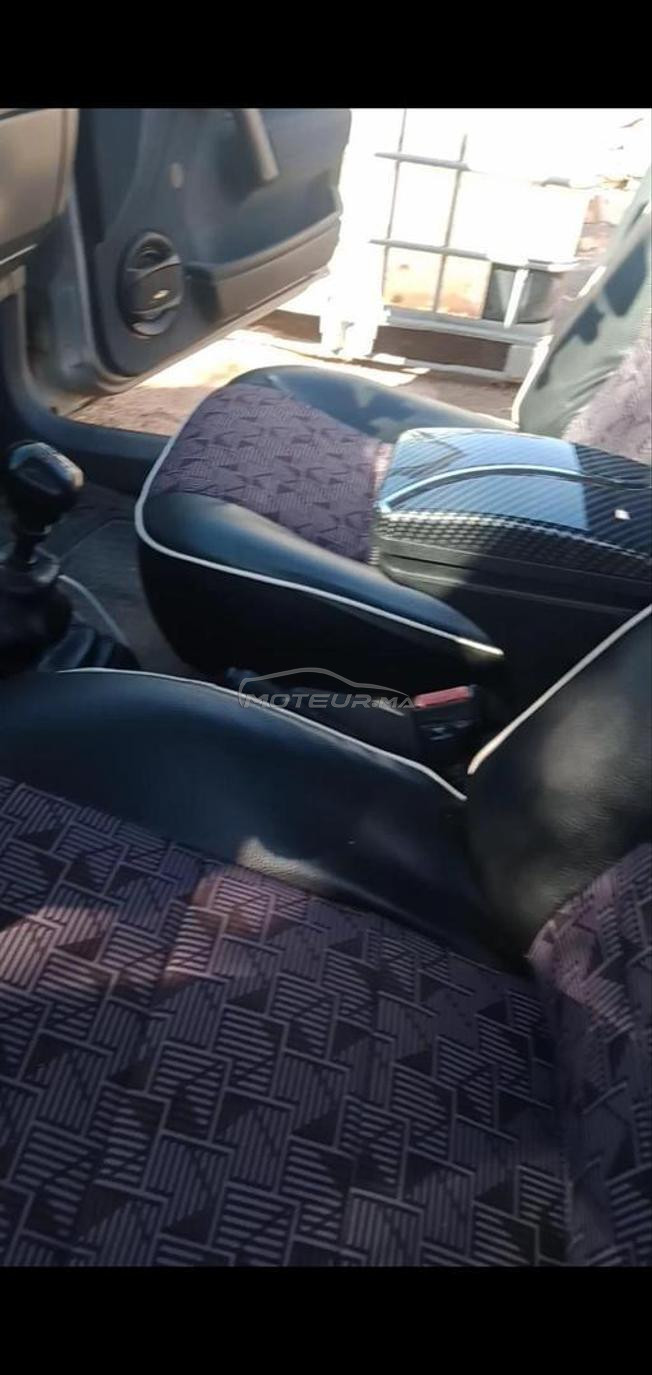 سيارة r19 storia Renault 