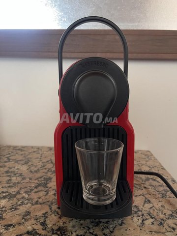 Machine à café NESPRESSO INISSIA